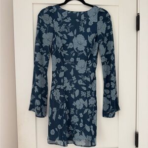 Stone Cold Fox Blue Floral Long Sleeve Dress